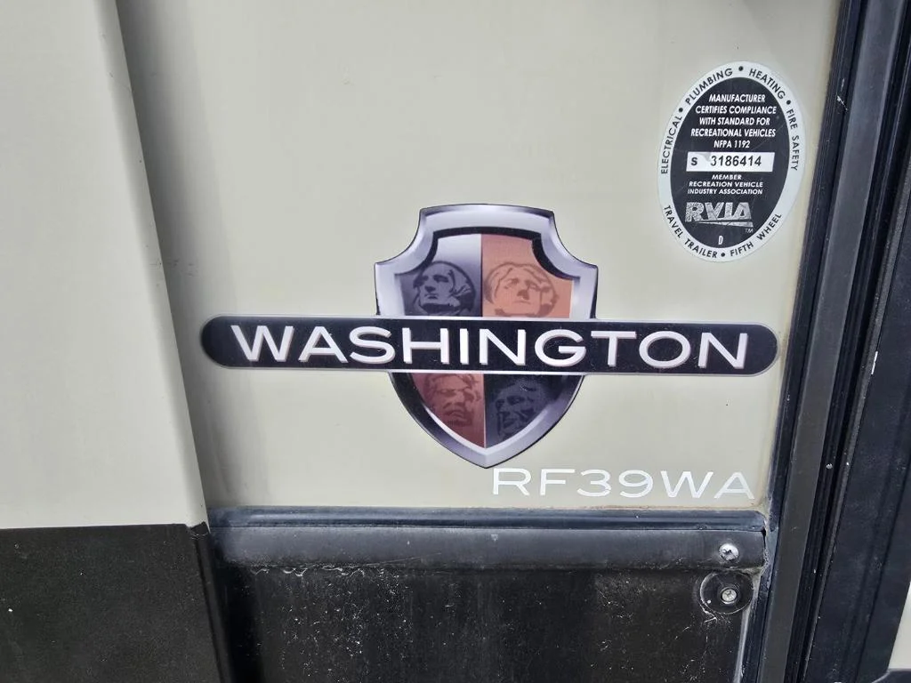Used 2013 Tan Crossroads  image 27