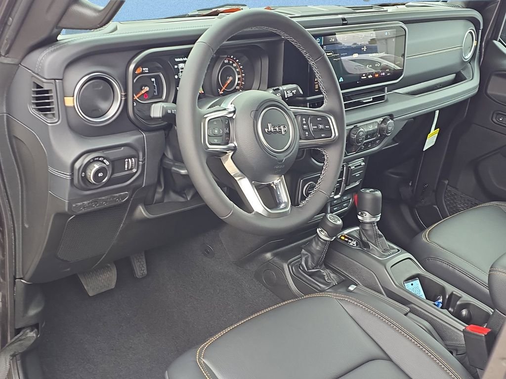 2026 Jeep Wrangler 4-Door Sahara - Photo 15