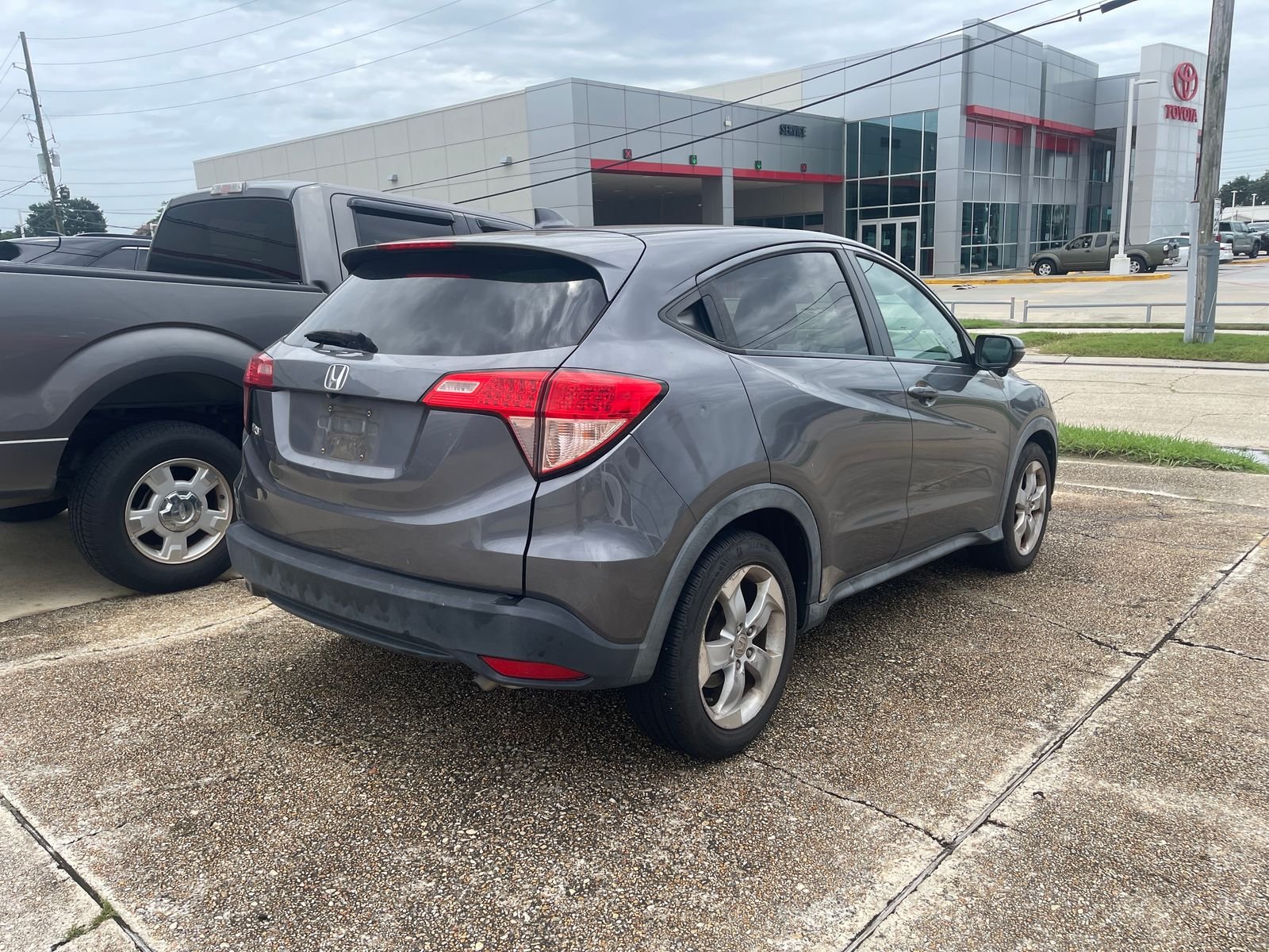 Used 2016 Gray Honda EX image 4