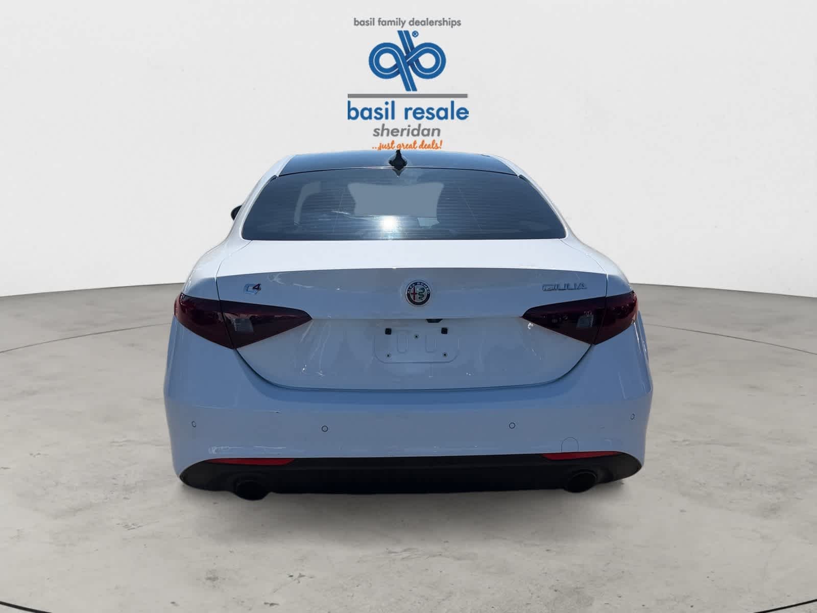 Used 2022 Alfa White Alfa Romeo Ti image 5