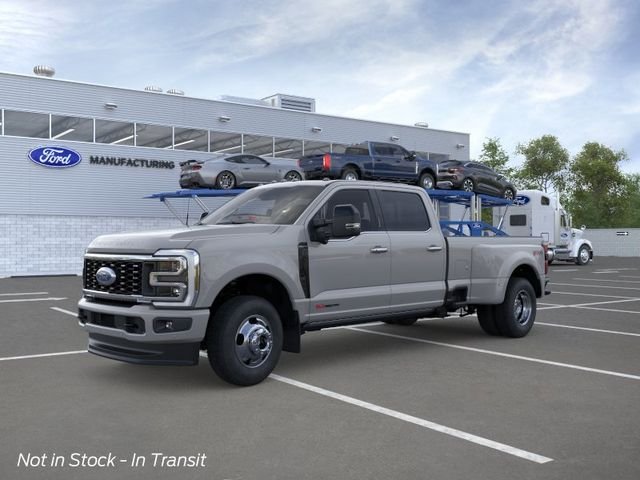 2026 Ford F-350 Platinum 4x4 Crew Cab 8' Box DRW's photo