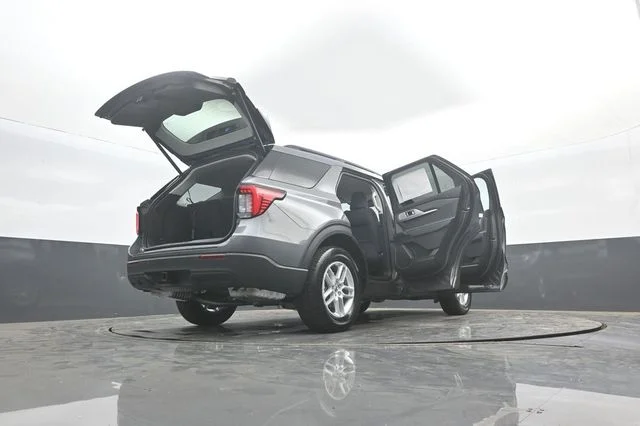 New 2026 Gray Ford Active image 40