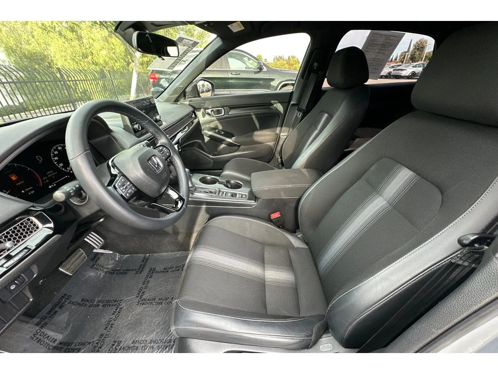Used 2025 Sonic Gray Pearl Honda Sport image 10