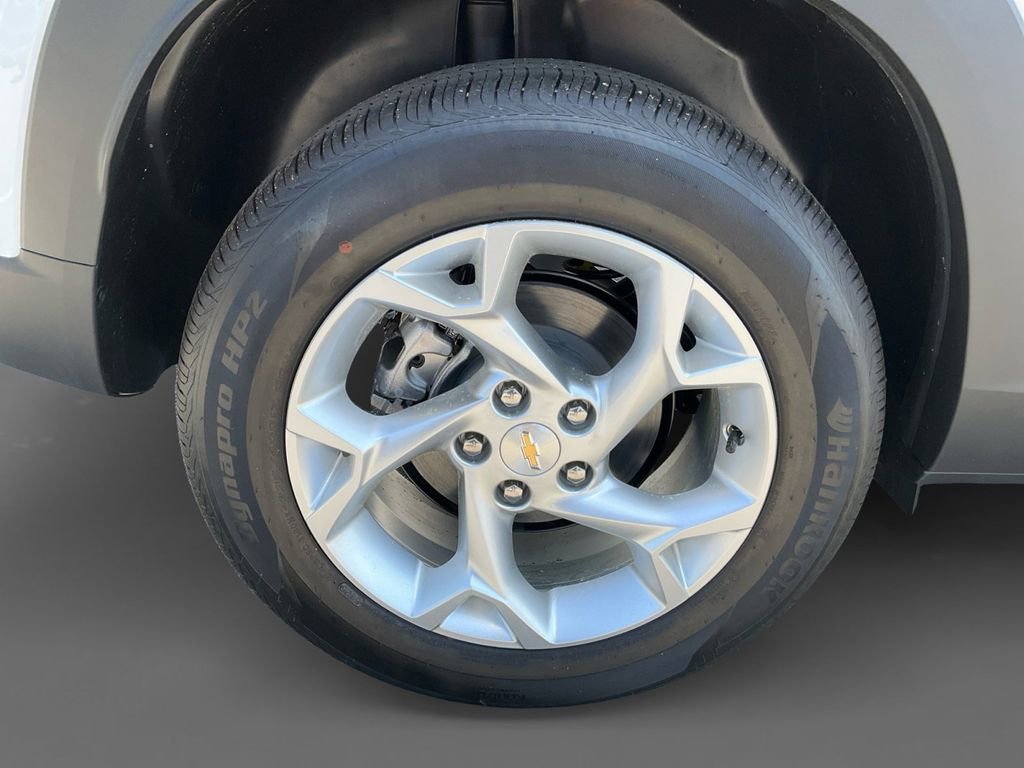2026 Chevrolet Trax LS - Photo 10
