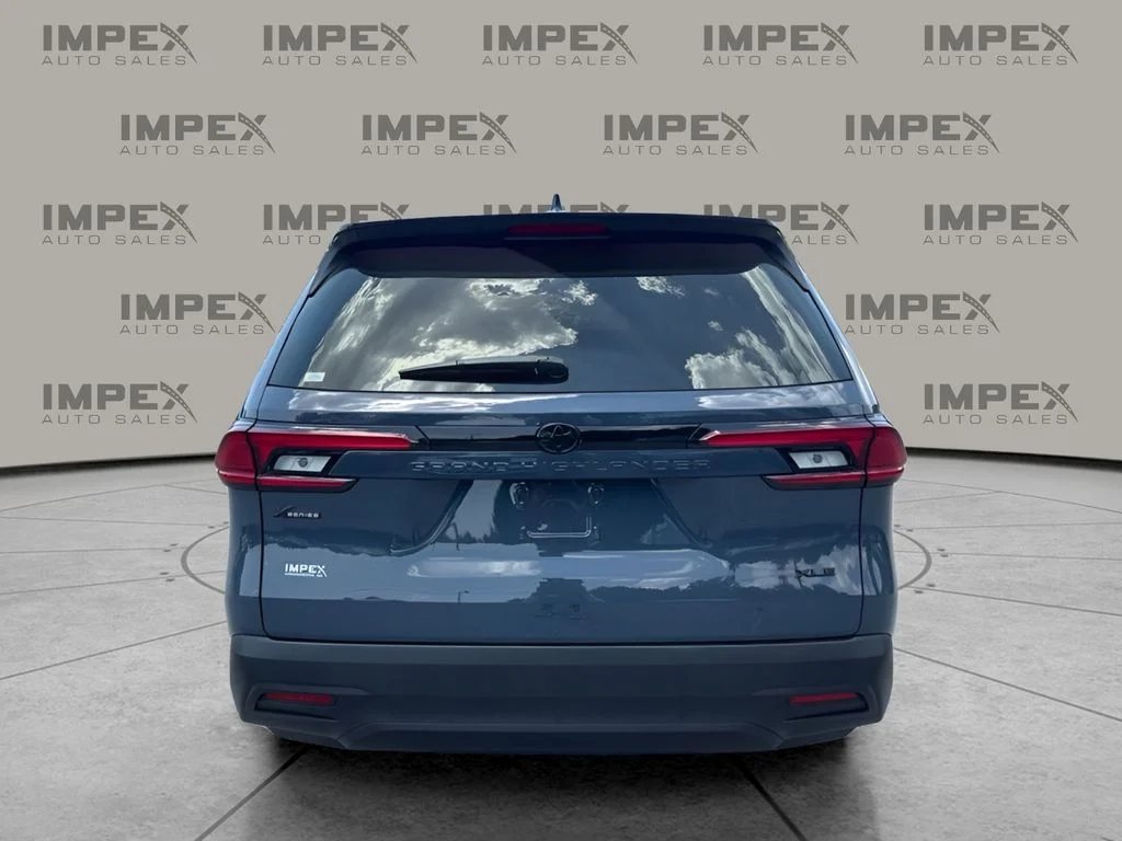Used 2026 White Toyota XLE image 4