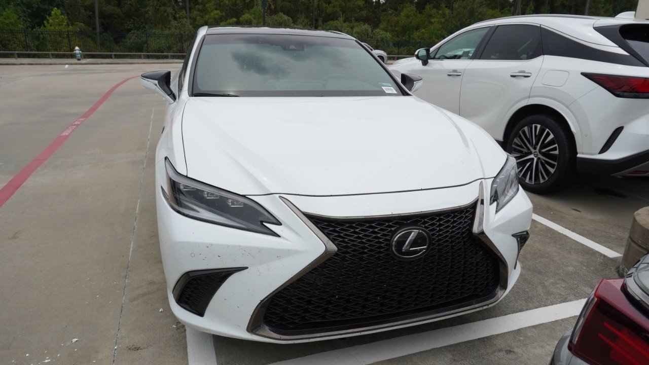 Used 2025 White Lexus ES 350 image 2