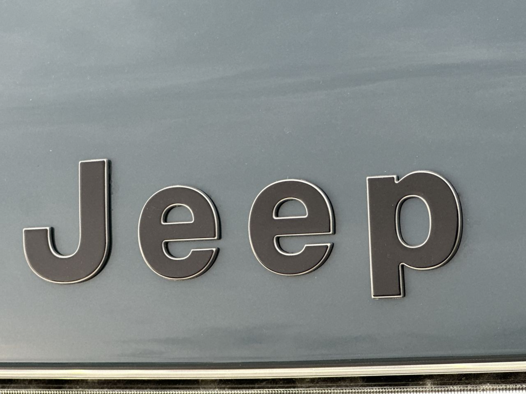 New 2026 Steel Blue Exterior Paint Jeep Upland image 38
