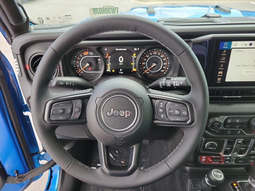 New 2026 Hydro Blue Pearl-Coat Exterior Paint Jeep Rubicon image 14