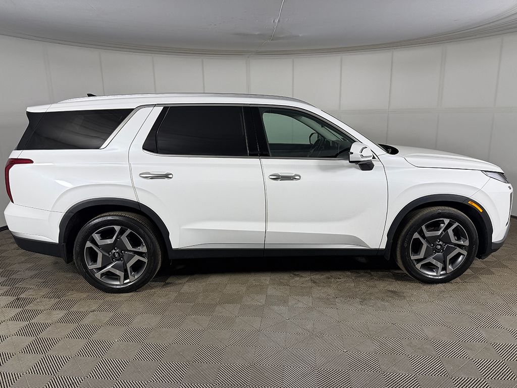 Used 2023 White Hyundai SEL image 20