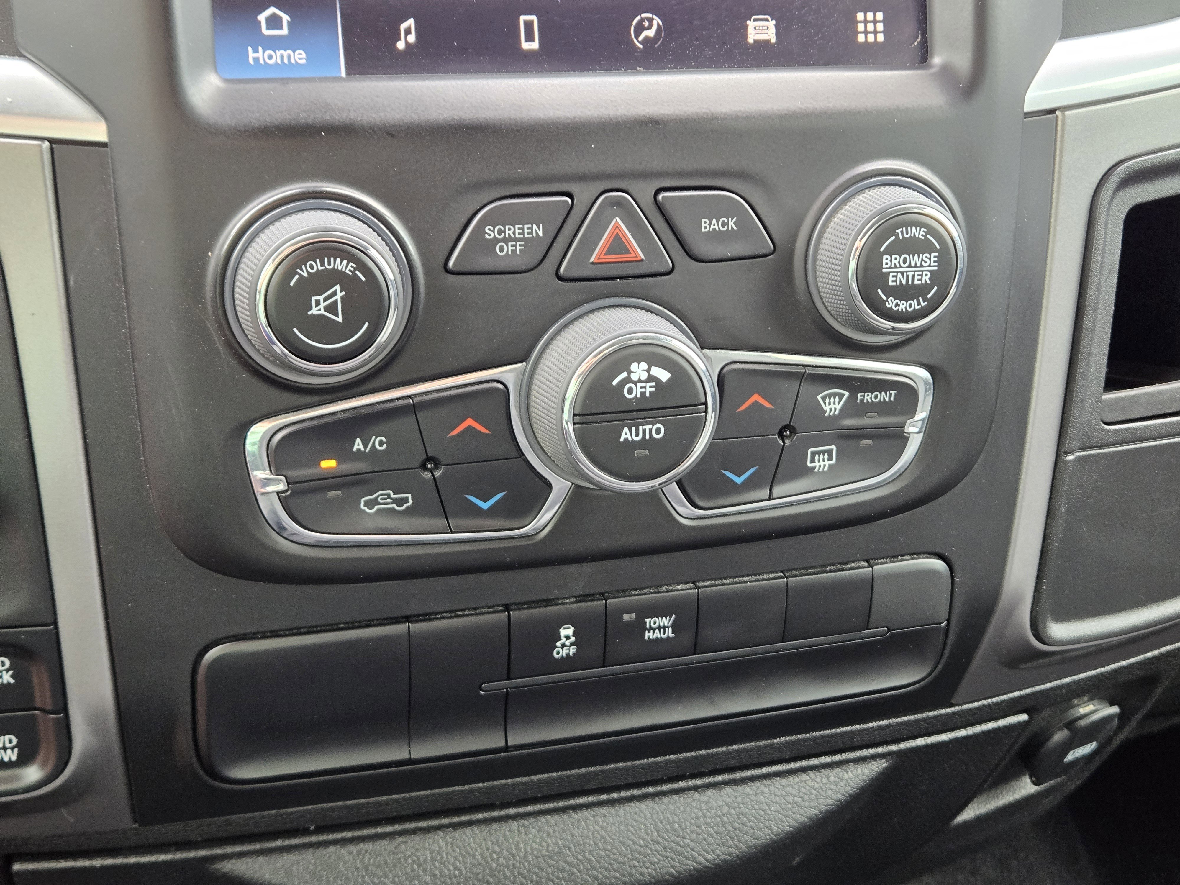 2023 RAM Ram 1500 Classic SLT - Photo 27