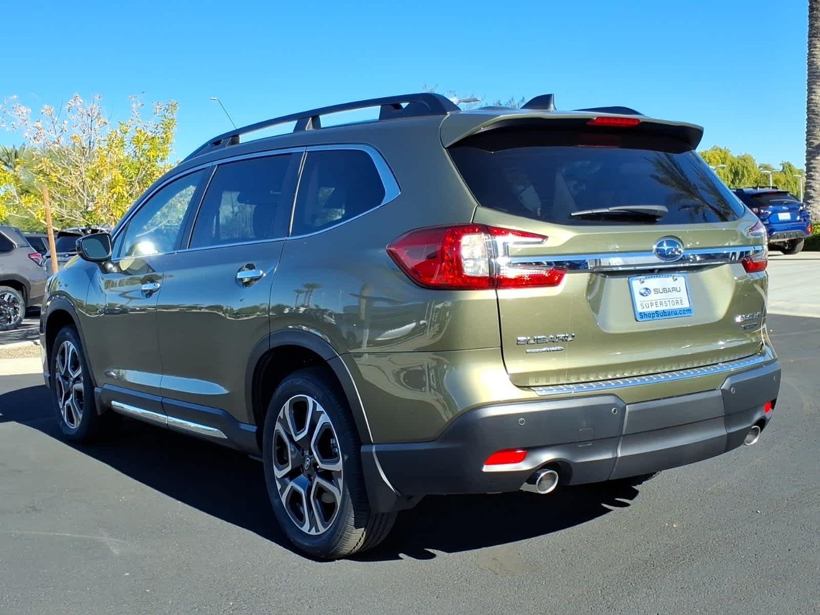 New 2026 AUTUMN GREEN METALLIC Subaru Touring 7-Passenger image 4