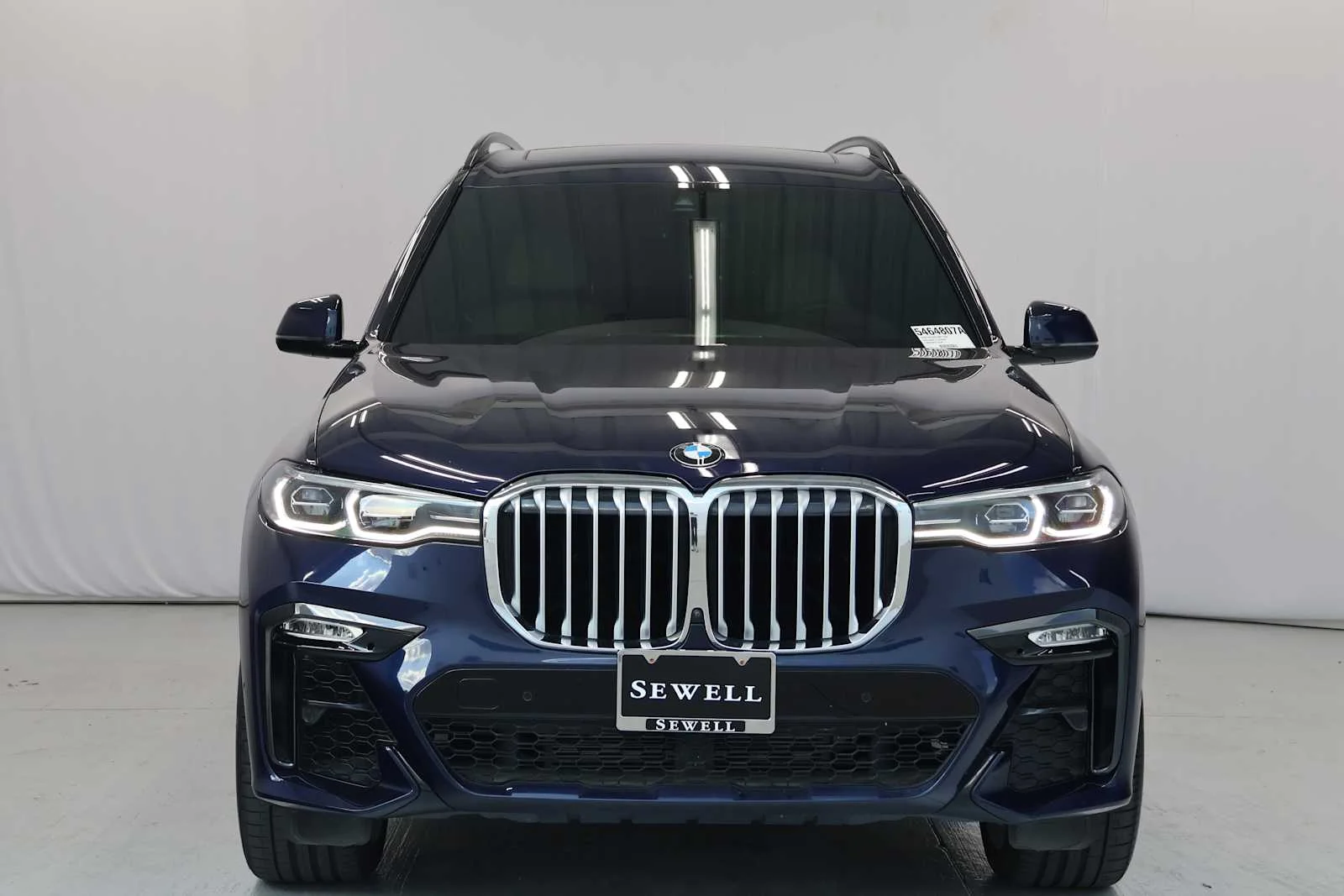 Used 2020 Tanzanite Blue II Metallic BMW xDrive40i image 2