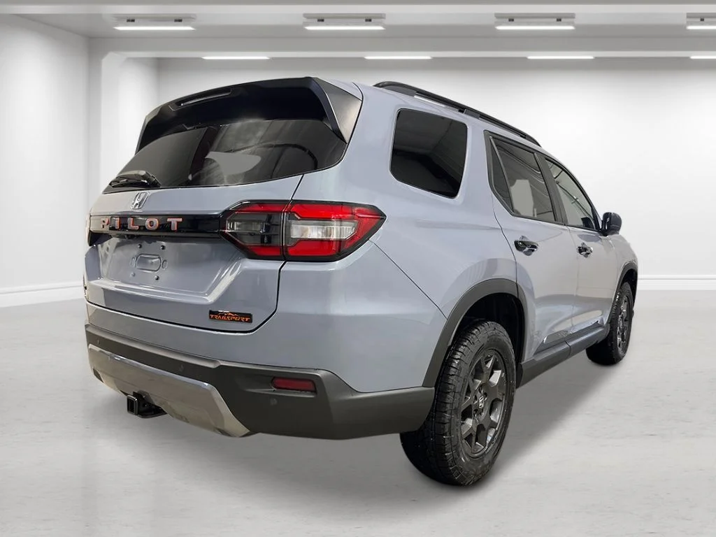 New 2026 Sonic Gray Pearl Honda TrailSport image 8