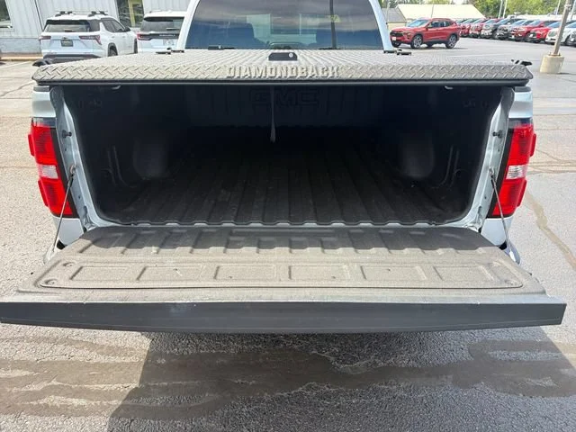 Used 2015 Silver GMC  image 5