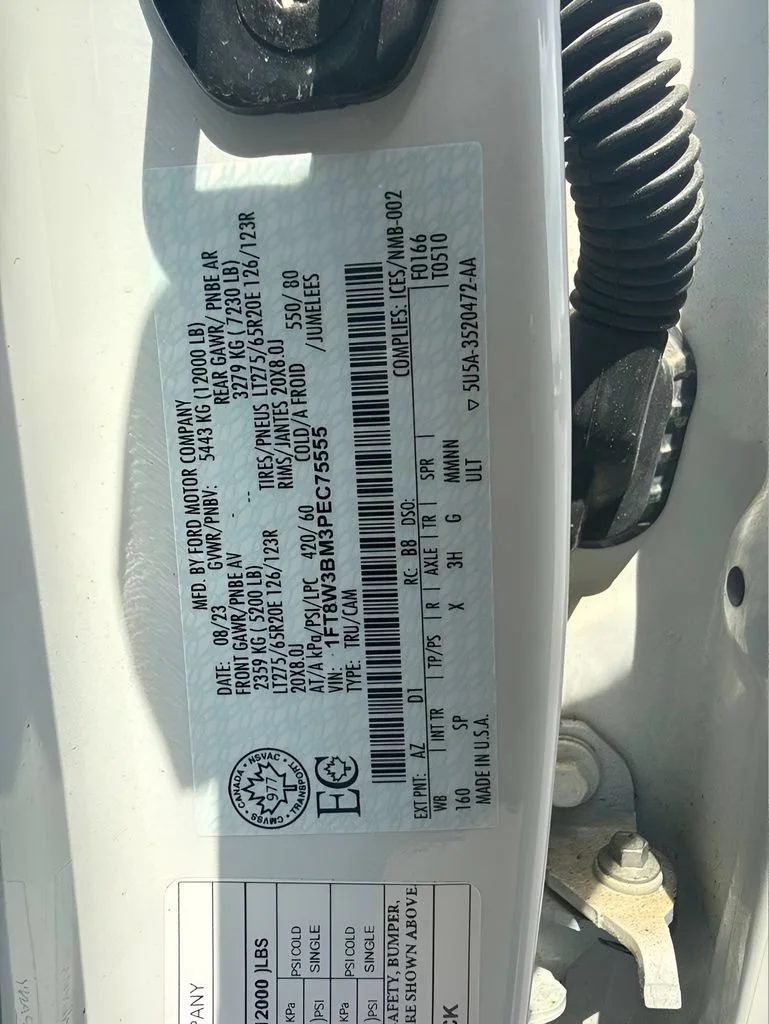 Used 2023  Ford XL image 25