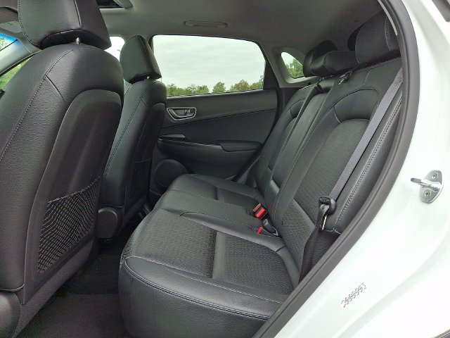 Used 2021 White Hyundai Limited image 11