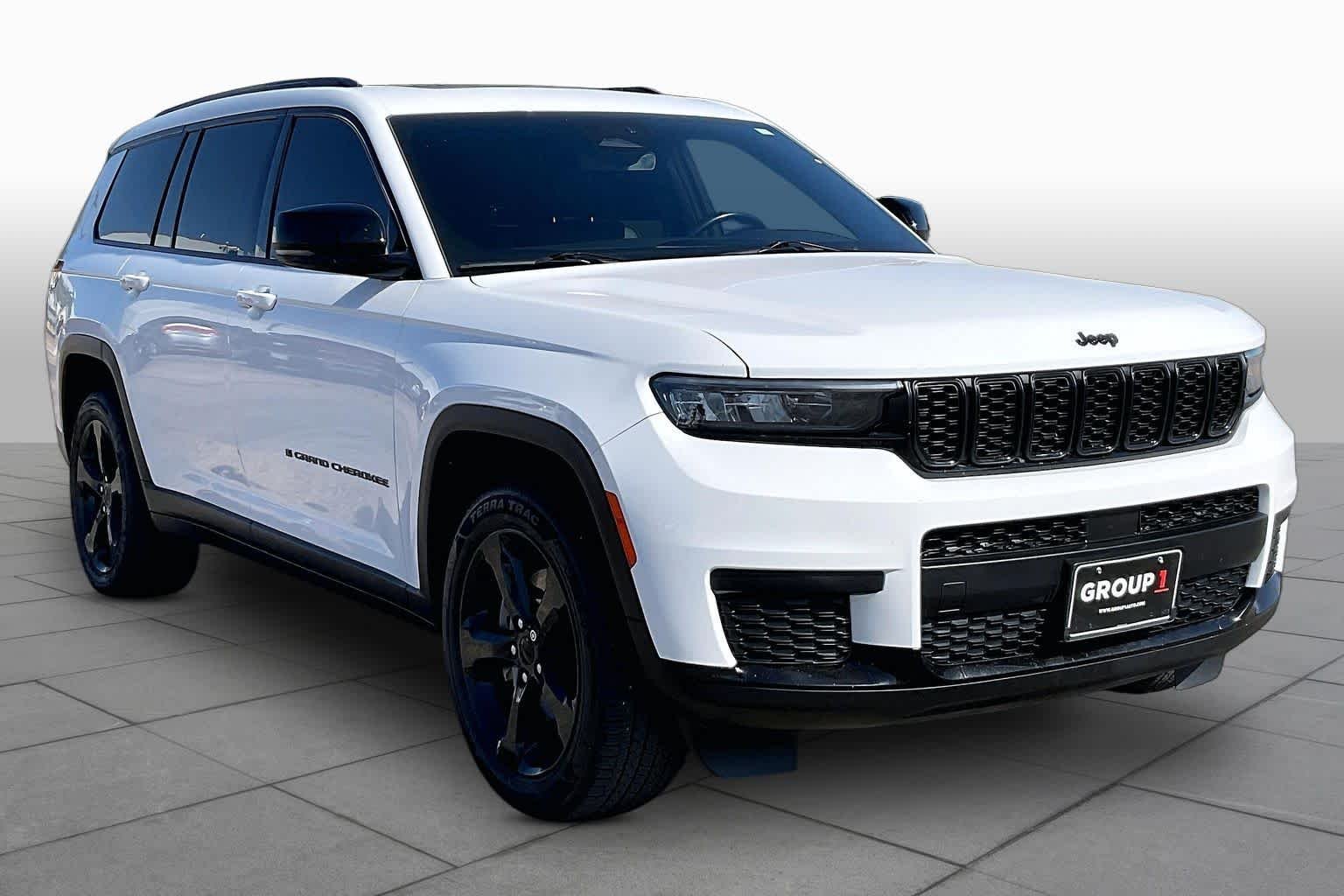 Used 2021 Bright White Clearcoat Jeep Altitude image 3