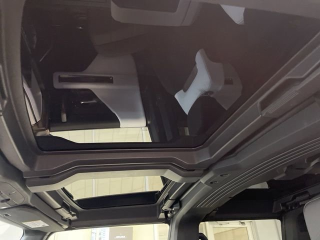 2025 GMC HUMMER EV 2X - Photo 26