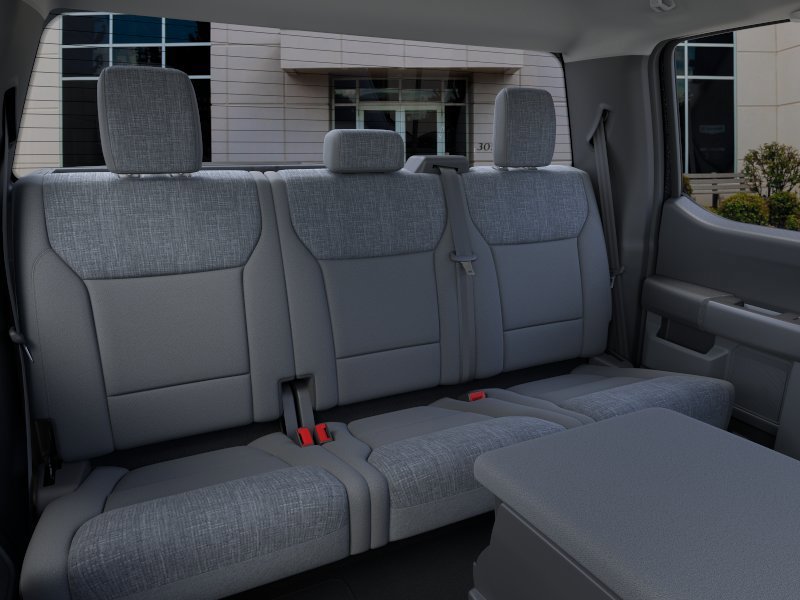 New 2026 Agate Black Metallic Ford XLT image 11