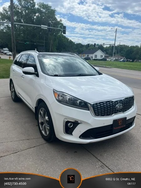 Used 2020 Silver Kia SX Sport Utility 4D image 4
