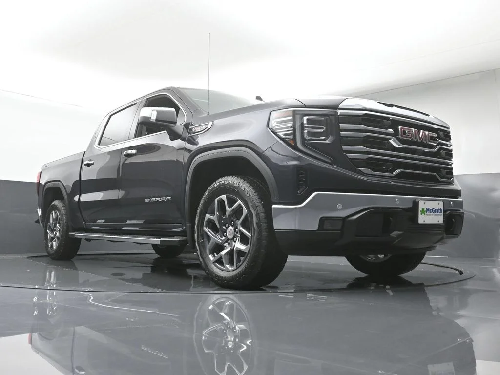 Certified Used 2025 Silver GMC SLT image 33