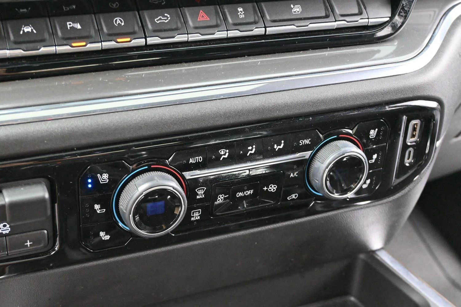 Used 2023 Dark Ash Metallic Chevrolet High Country image 22