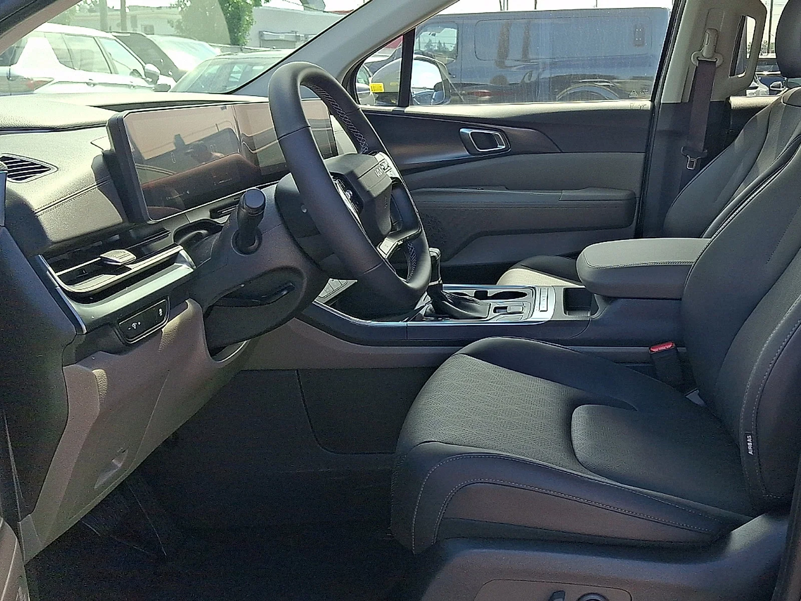 New 2027 Silver Kia LXS image 13