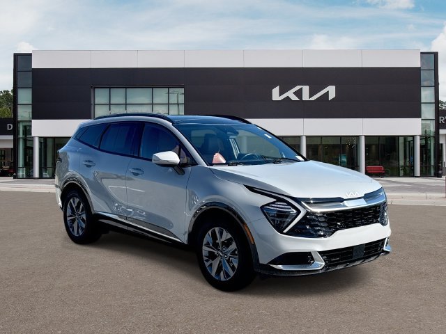 Used 2024 Gray Kia SX image 2