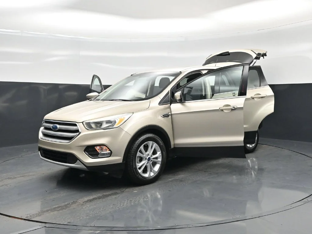 Used 2017 Gold Ford SE image 25