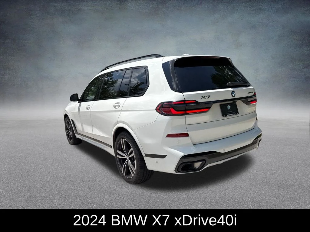 Used 2024 White BMW xDrive40i image 3