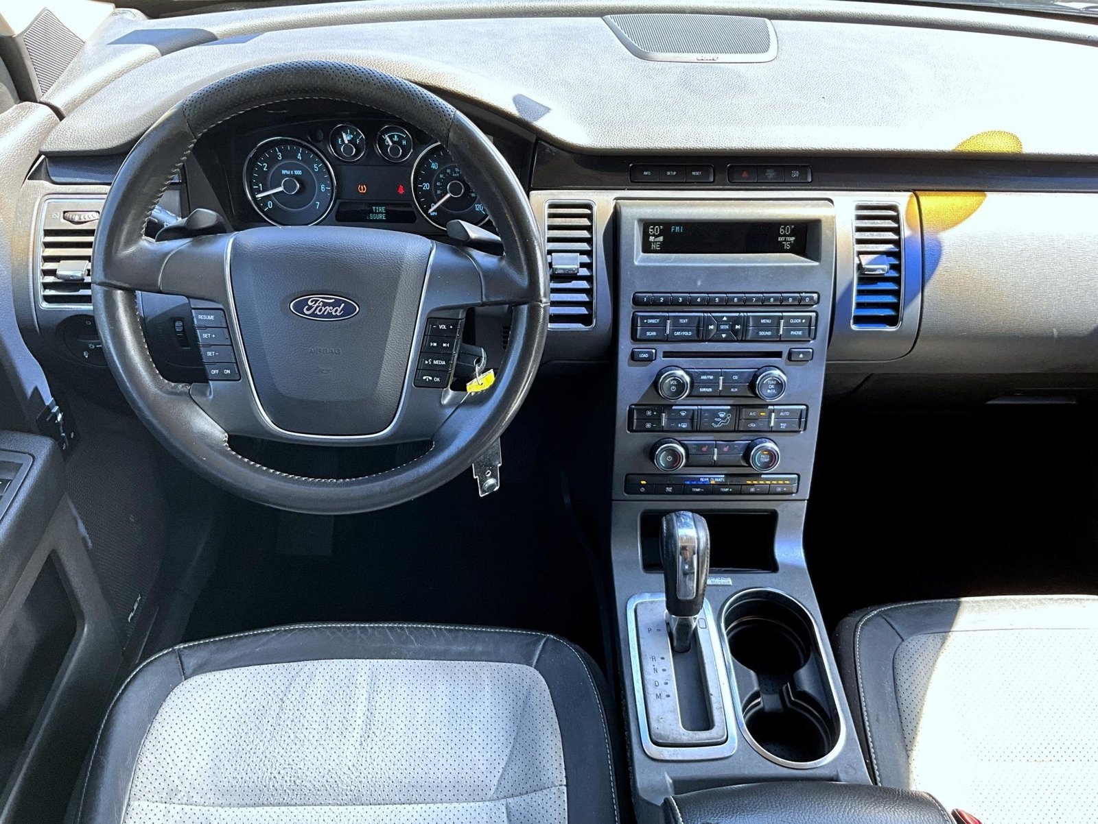 Used 2012 Silver Ford Titanium image 13