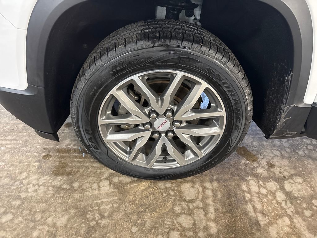 Used 2019 SUMMIT WHITE GMC SLE image 11