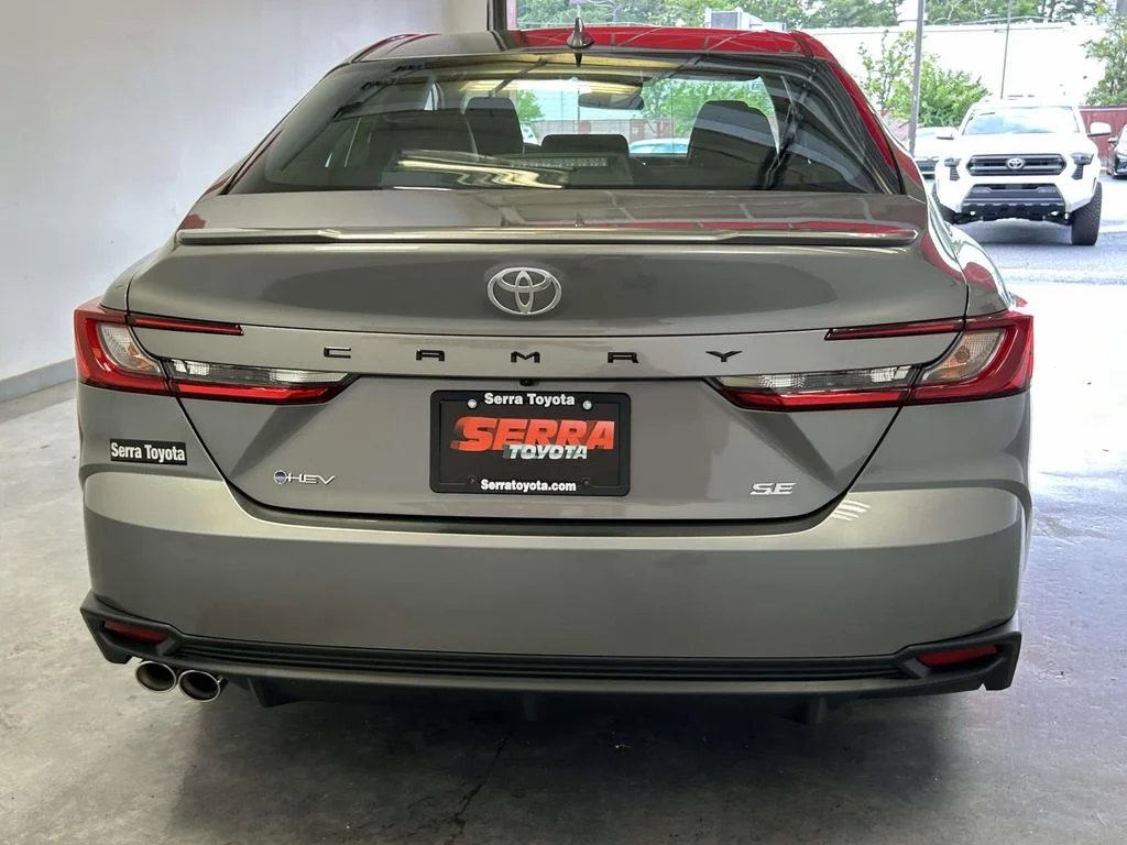Used 2026  Toyota SE image 4