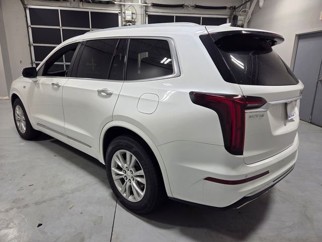Used 2023 White Cadillac Luxury image 9