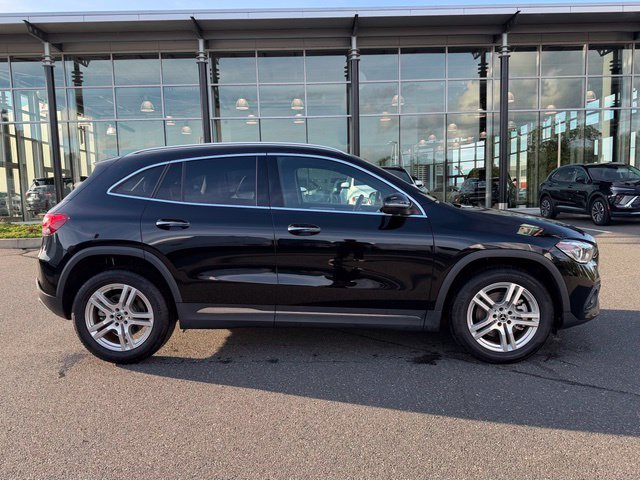 Used 2023  Mercedes-Benz GLA 250 image 7