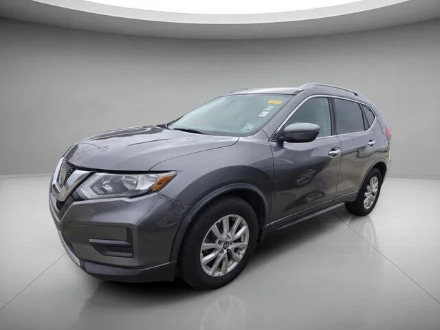 Used 2017 GRAY NISSAN  image 1