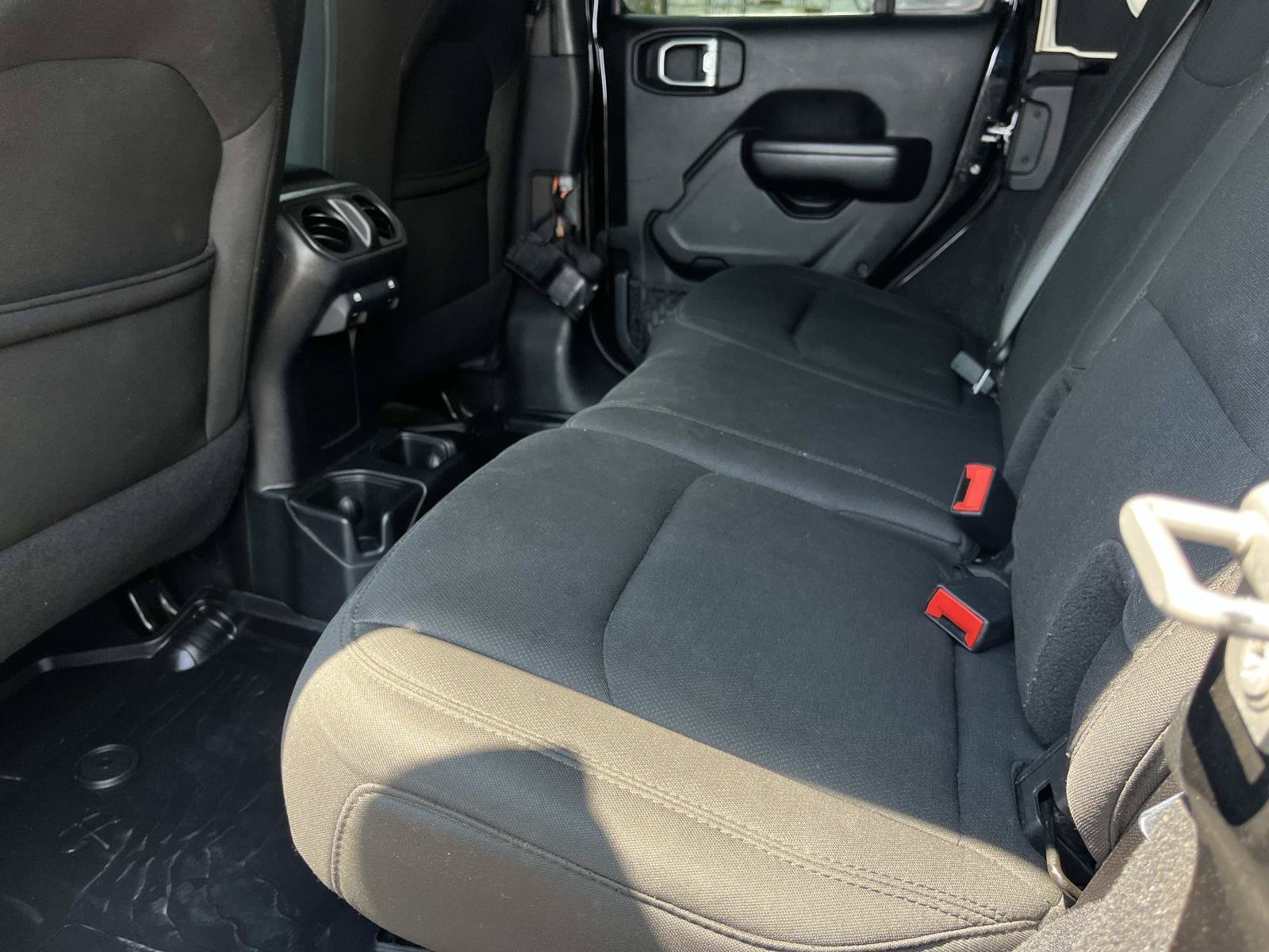 Used 2018 Black Clearcoat Jeep Sport S image 22