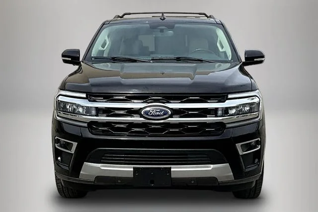 Used 2024 Black Ford Limited image 3