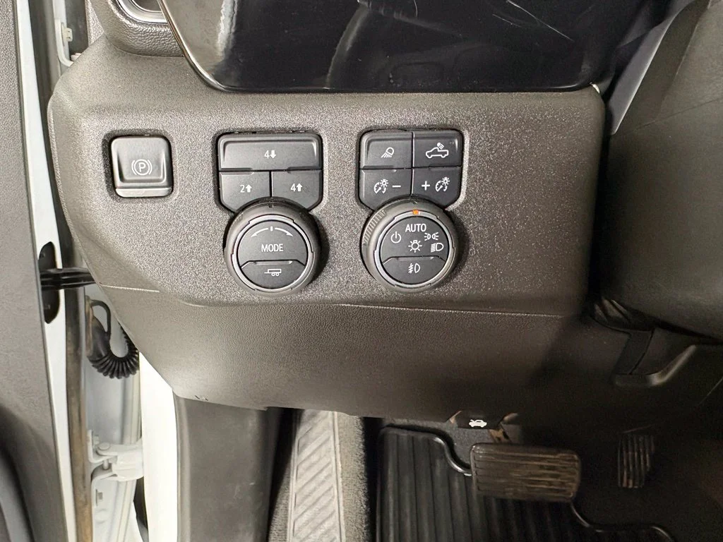 Certified Used 2025 White Chevrolet LT image 32