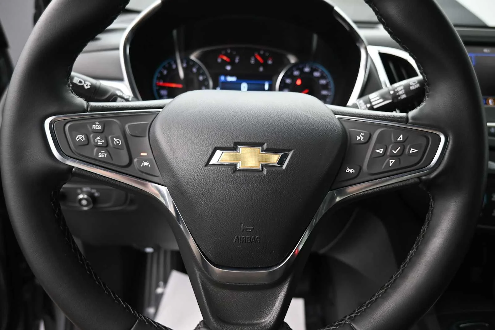 Used 2024 Sterling Gray Metallic Chevrolet LT image 6
