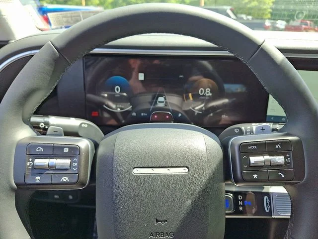 New 2026 Silver Hyundai SEL Convenience image 15