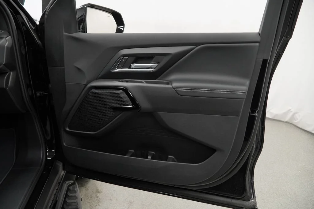 New 2026 Black Chevrolet LT - Extended Range image 25