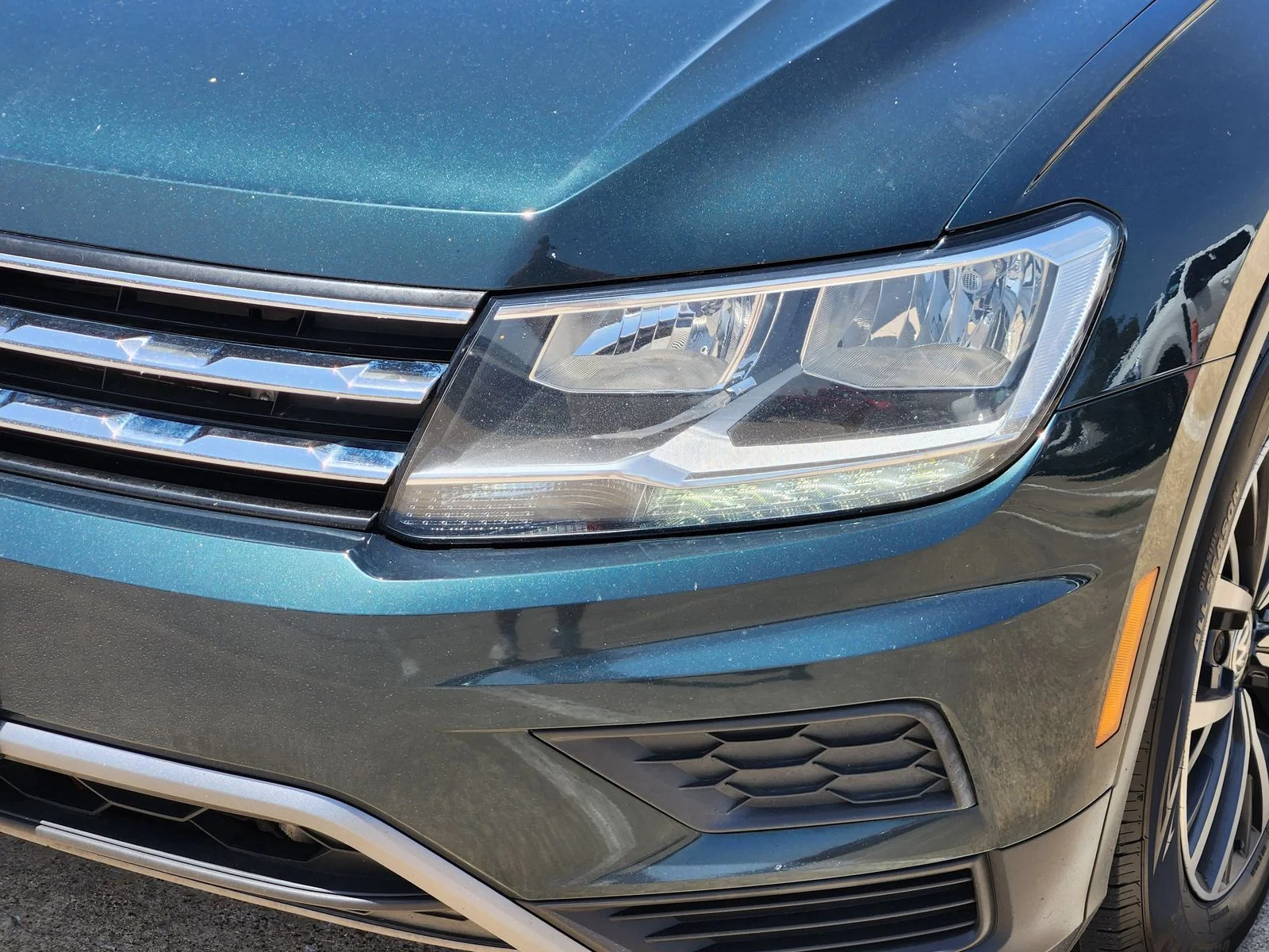 Used 2018 Green Volkswagen 2.0T SE image 7