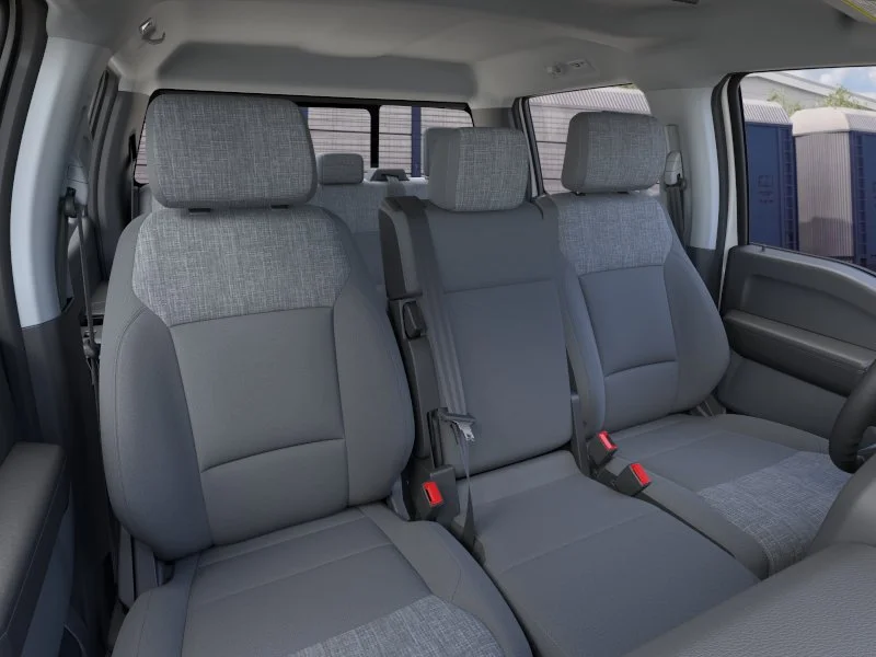 New 2026 Oxford White Ford F-450® XLT image 10