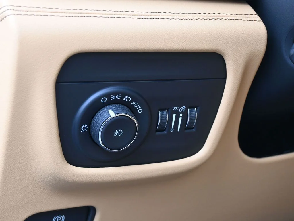 2025 Jeep Grand Cherokee L Summit Reserve - Photo 18