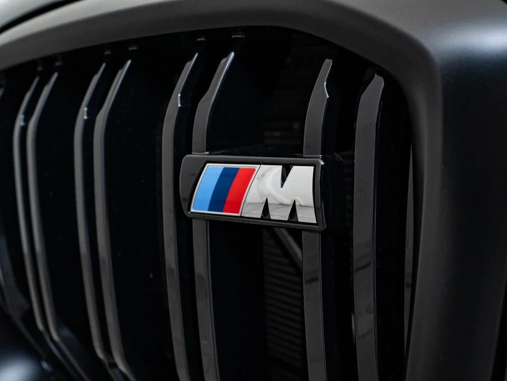 New 2026 Carbon Black Metallic BMW M60i image 21