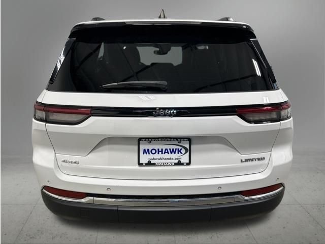 Used 2023 Bright White Clearcoat Jeep Limited image 4