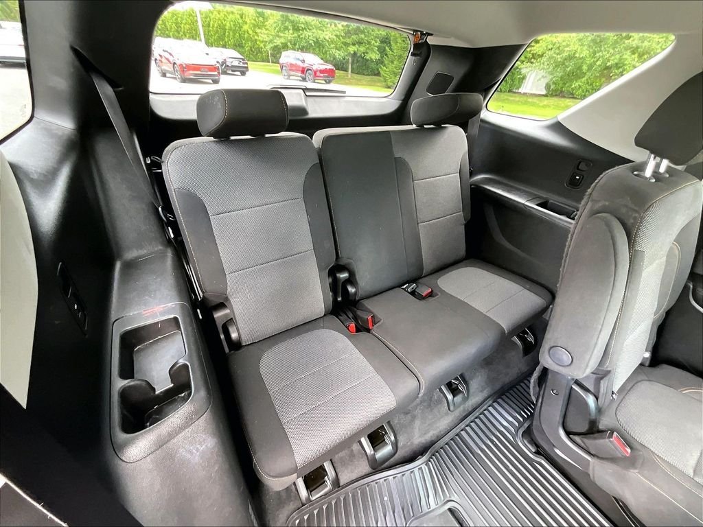 Used 2020 Black Chevrolet LT image 17