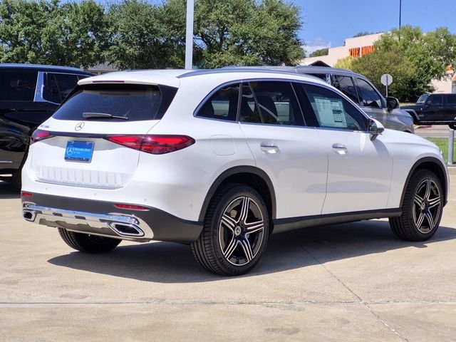New 2027 Polar White Mercedes-Benz GLC 300 image 7