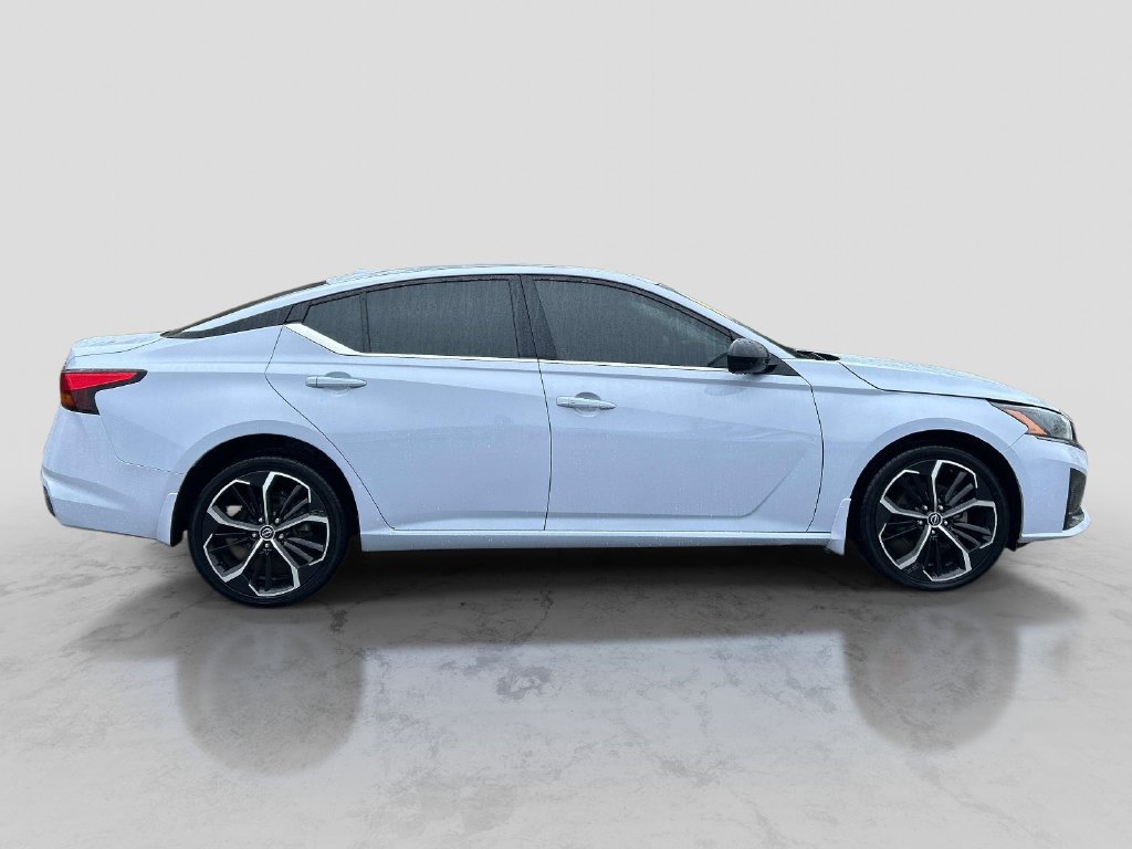 Used 2024 Gray Nissan 2.5 SR image 6